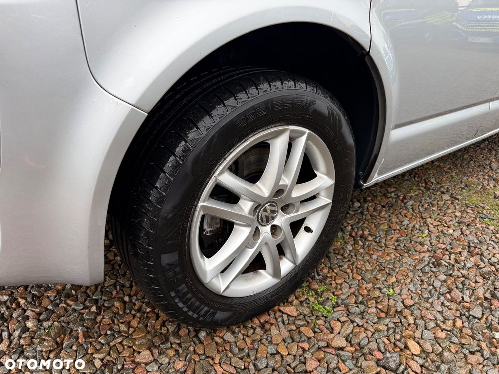 Volkswagen Caravelle - 22