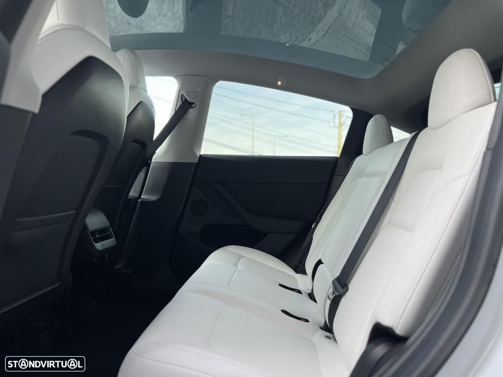 Tesla Model Y Long Range Tração Integral - 8