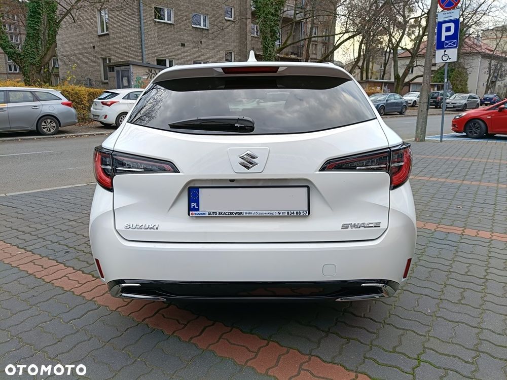 Suzuki Swace 1.8 Hybrid Premium Plus CVT - 6