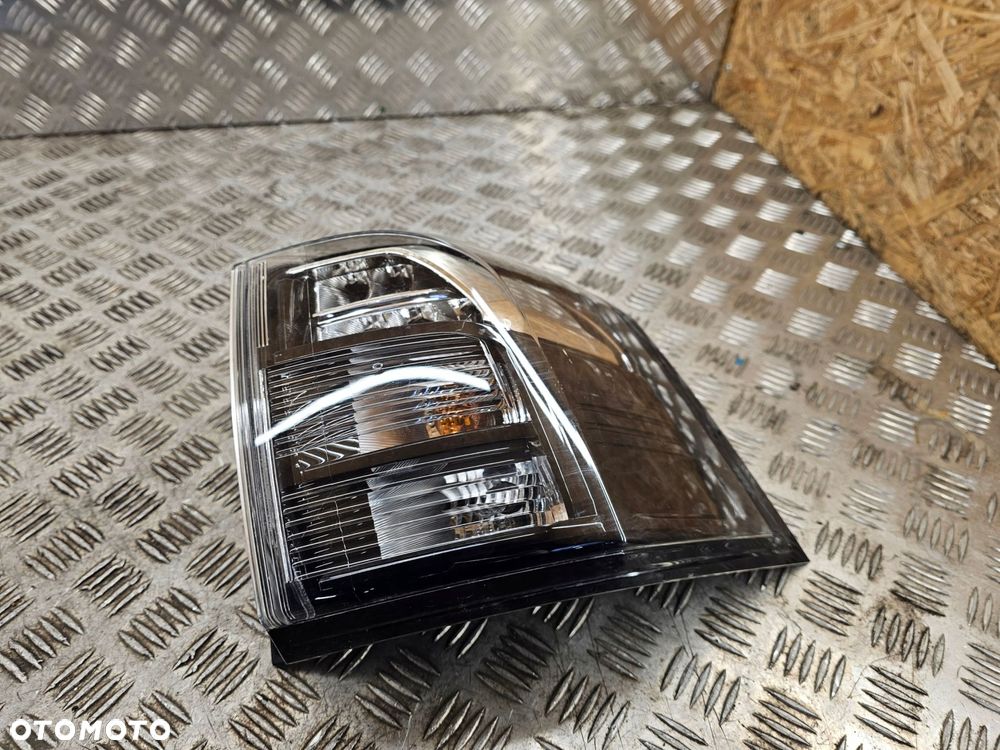 lampa tył prawa suzuki sx4 s cross s-cross 21- led 6130r 00303 - 1