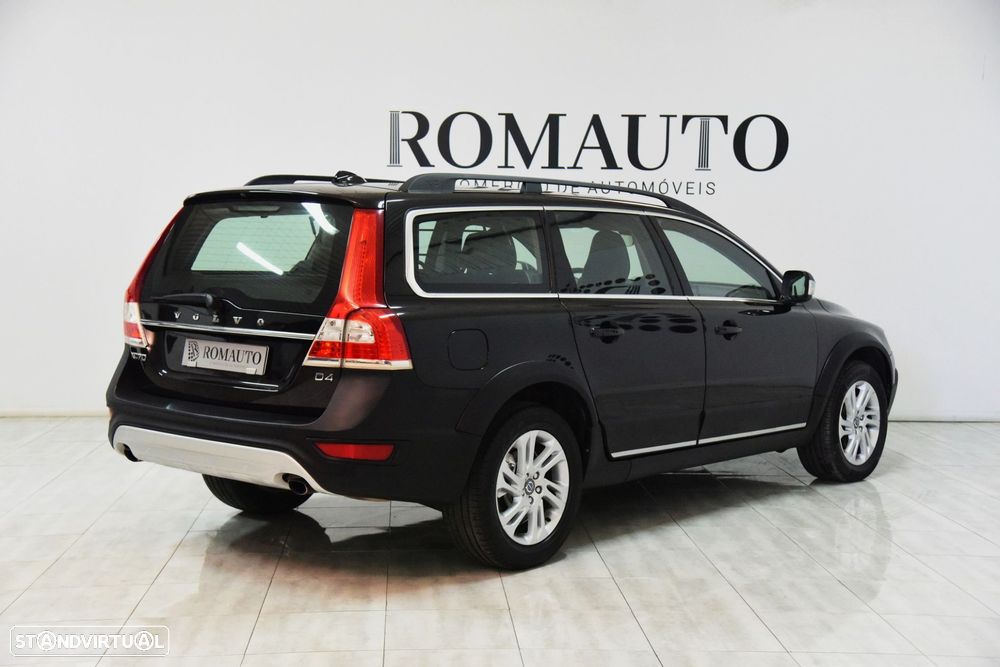 Volvo XC 70 2.0 D4 Momentum Geartronic - 8