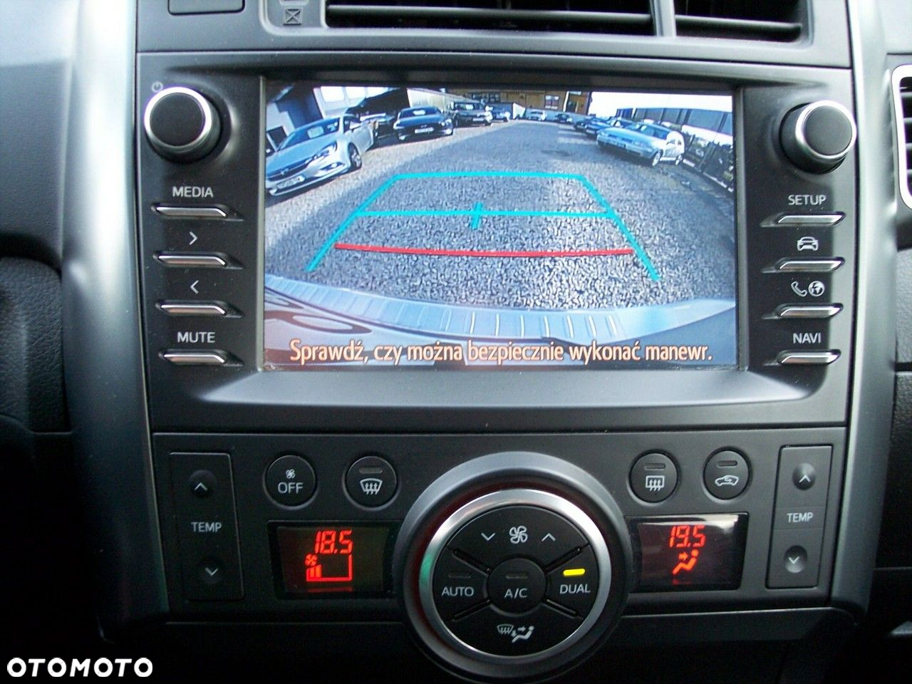 Toyota Verso 1.8 Premium 7os - 28