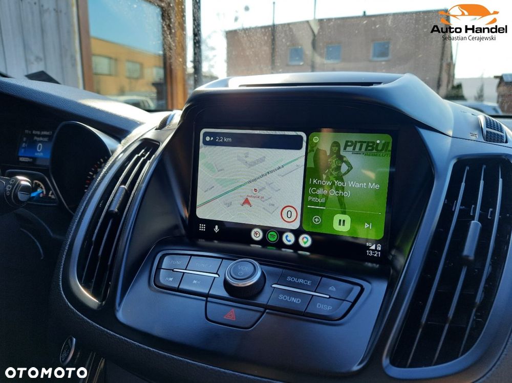 Ford Kuga 1.5 EcoBoost 2x4 ST-Line - 29