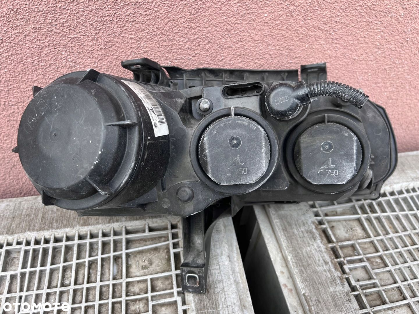 Lampa przednia ALFA ROMEO 159 ZWYKŁA LEWA EUROPA ORYGINALNA AL - 2