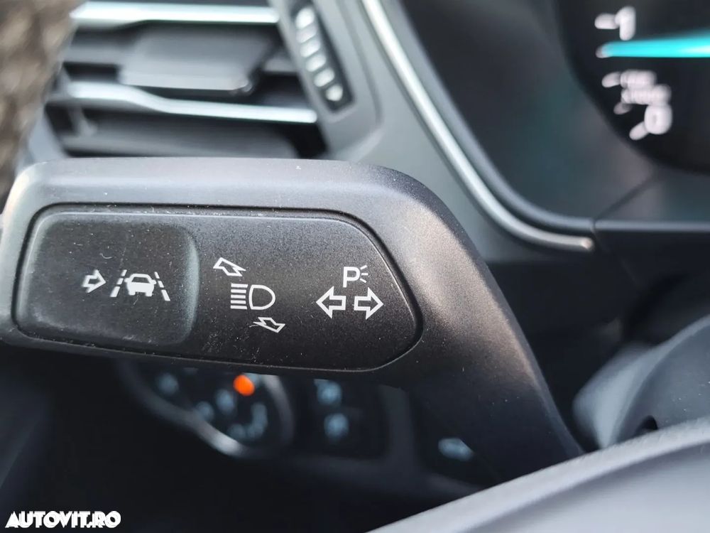 Ford Focus 1.5 EcoBlue Trend - 27