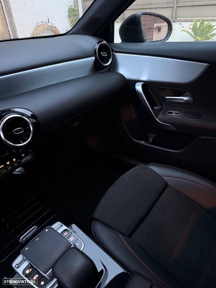 Mercedes-Benz A 250 e AMG Line - 23