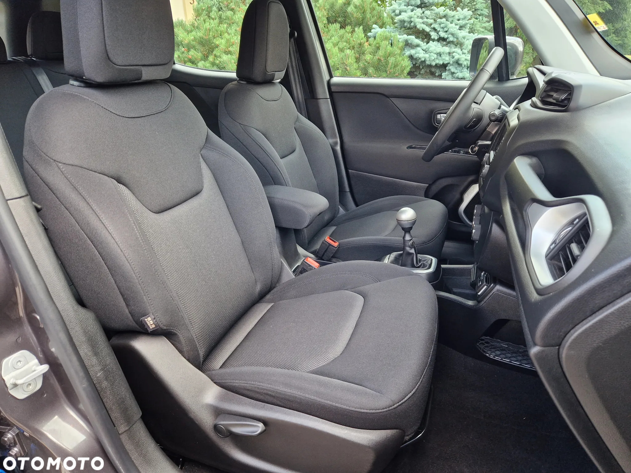 Jeep Renegade 1.6 E-TorQ Longitude FWD - 11