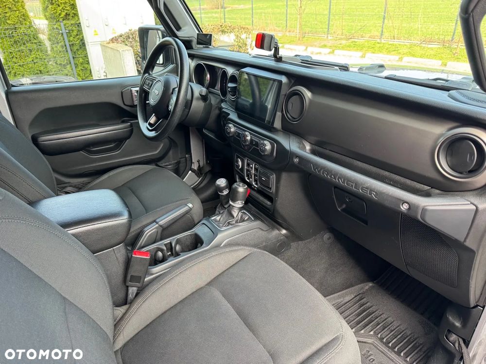 Jeep Wrangler 2.0 T-GDI Hardtop AWD Automatik Sport - 19