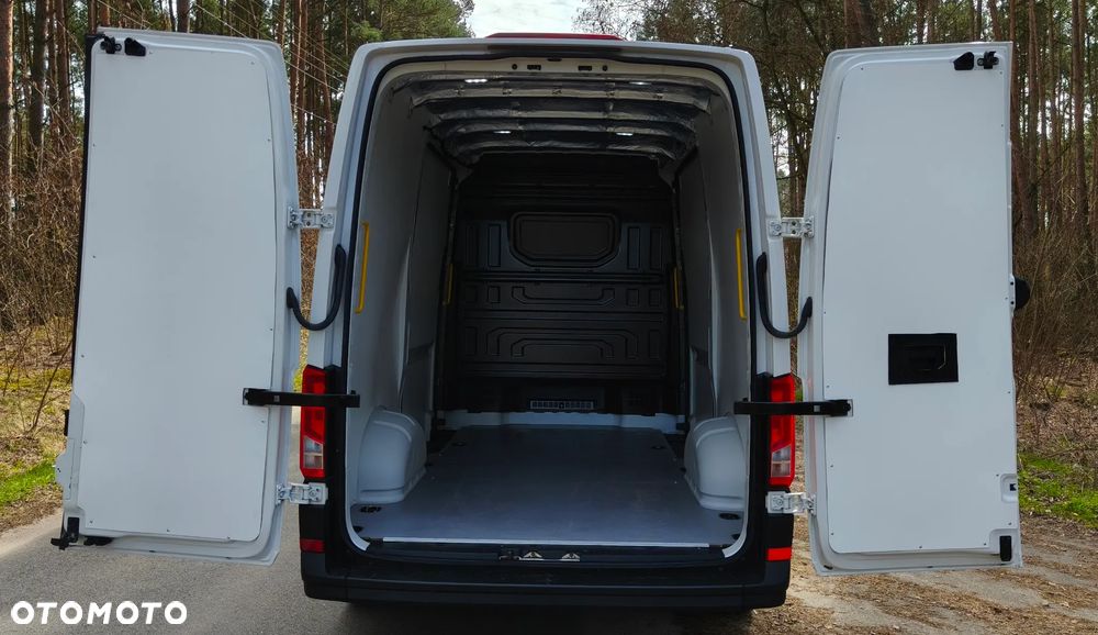 Volkswagen Crafter - 9