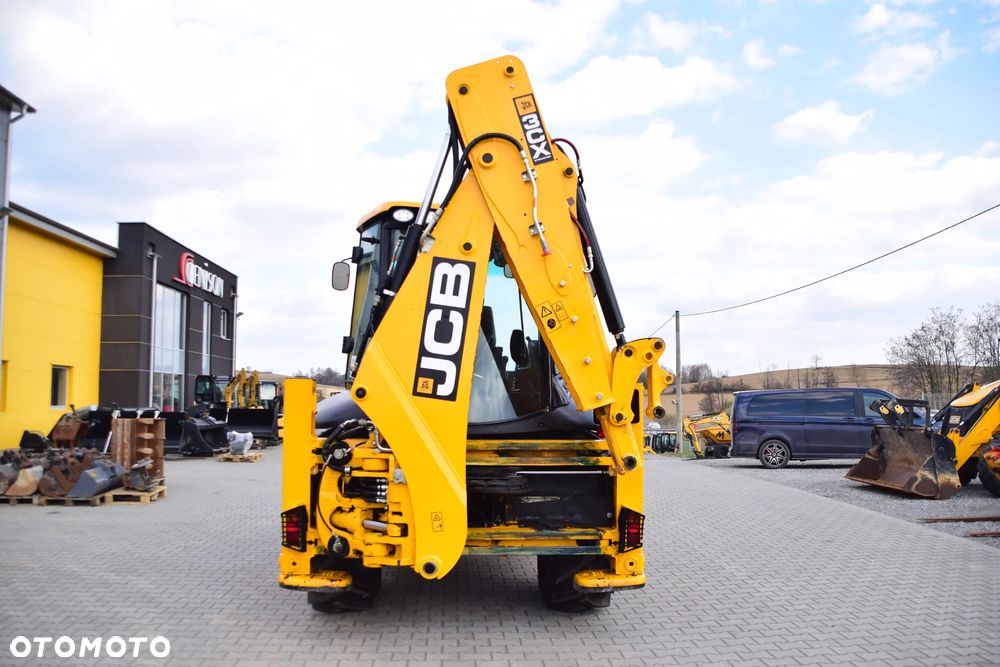 JCB 3CX Sitemaster TURBO 4x4 Torquelock - 10
