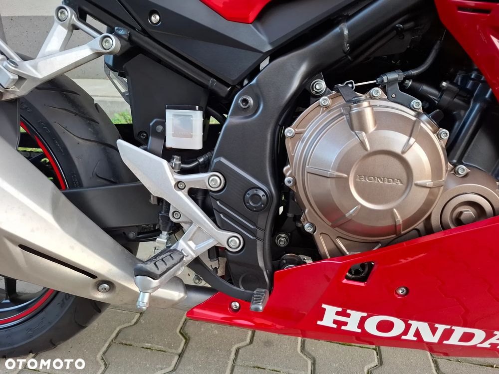 Honda CBR - 27