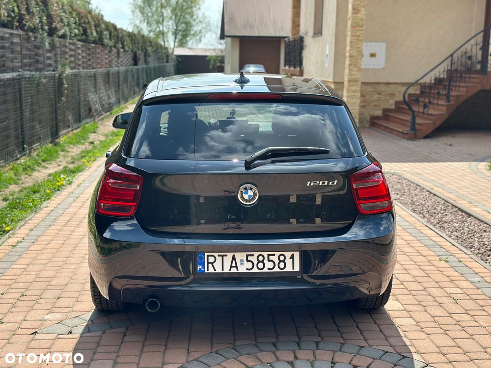 BMW Seria 1 120d Sport-Aut Sport Line - 7
