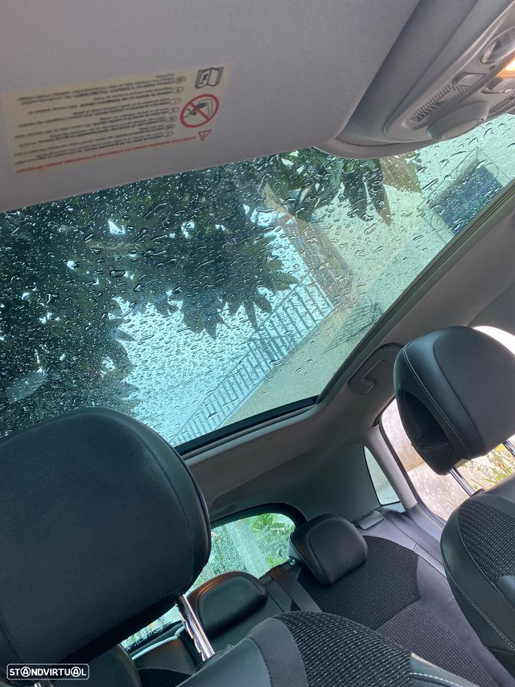 Citroën C4 1.6 e-HDi Exclusive CMP6 - 20