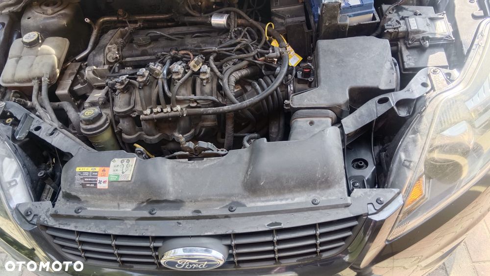 Ford Focus 1.6 Ti-VCT Style - 21