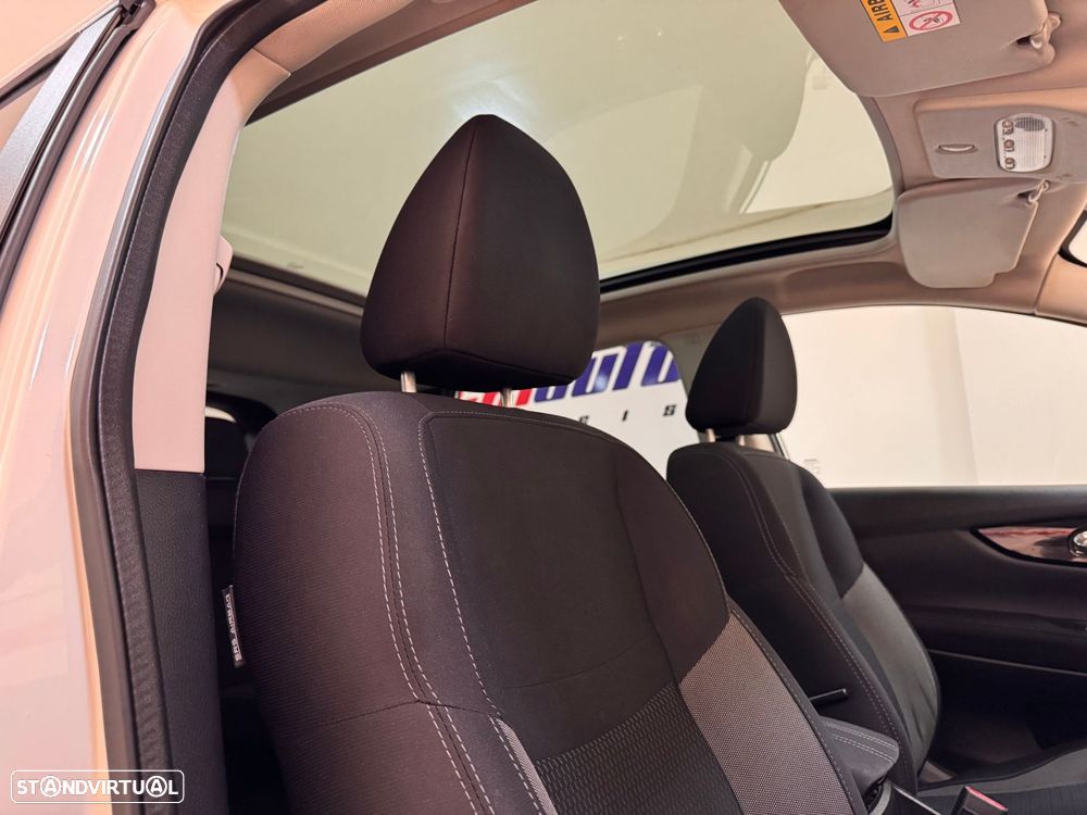 Nissan Qashqai 1.5 dCi N-Connecta - 36