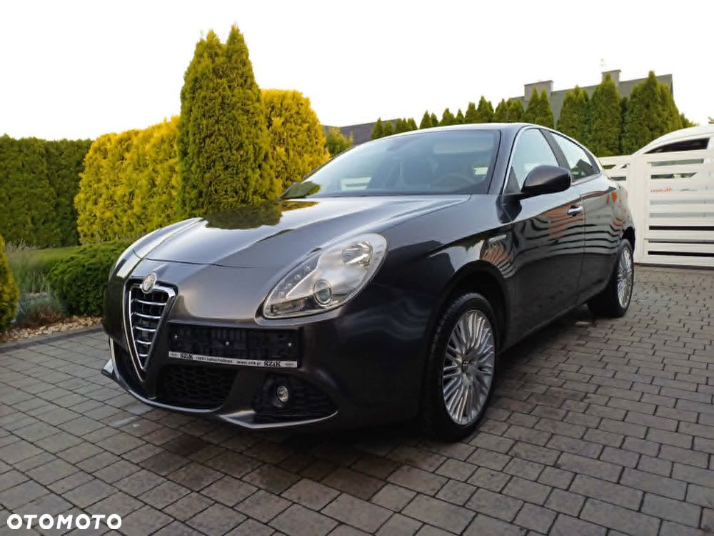 Alfa Romeo Giulietta - 1