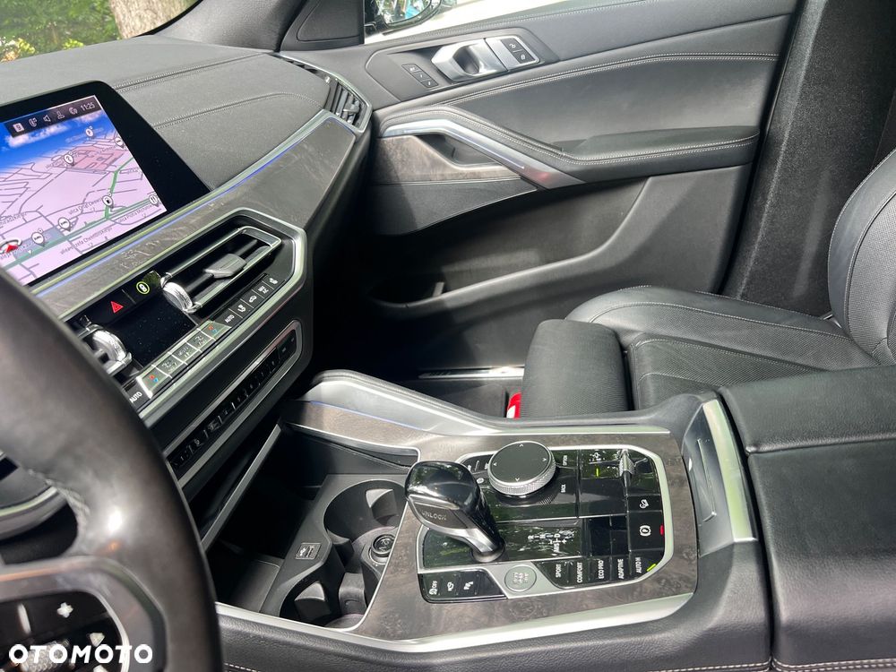 BMW X6 - 13