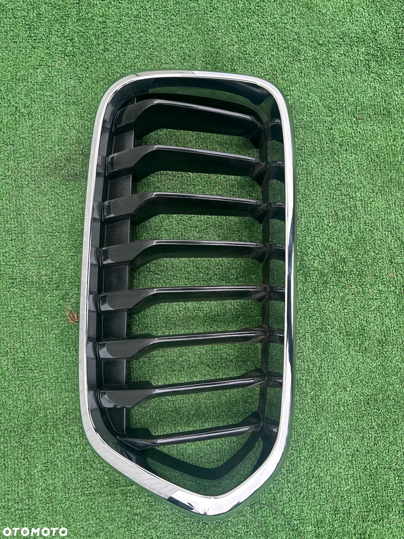 BMW X2 F39 7424778 NERKA GRIL ATRAPA PRAWA - 1