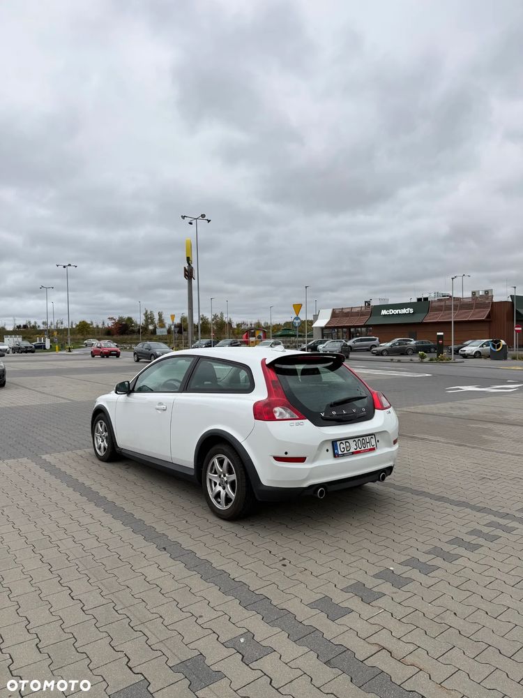 Volvo C30 D3 - 11