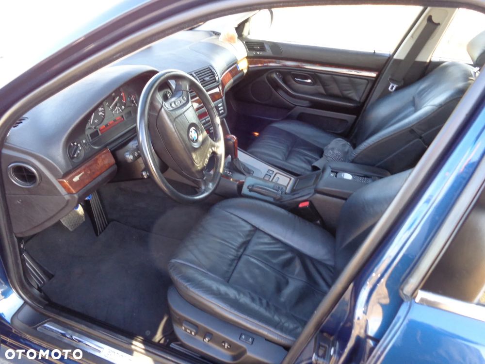 BMW Seria 5 - 21