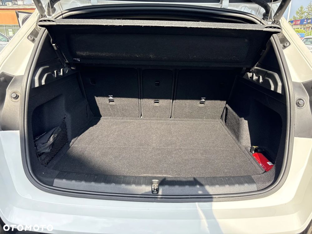 BMW X1 sDrive18i - 19