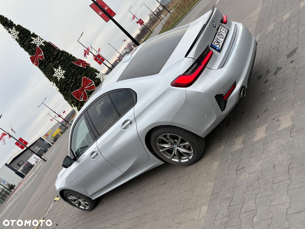 BMW Seria 3 318d Sport Line Shadow - 4