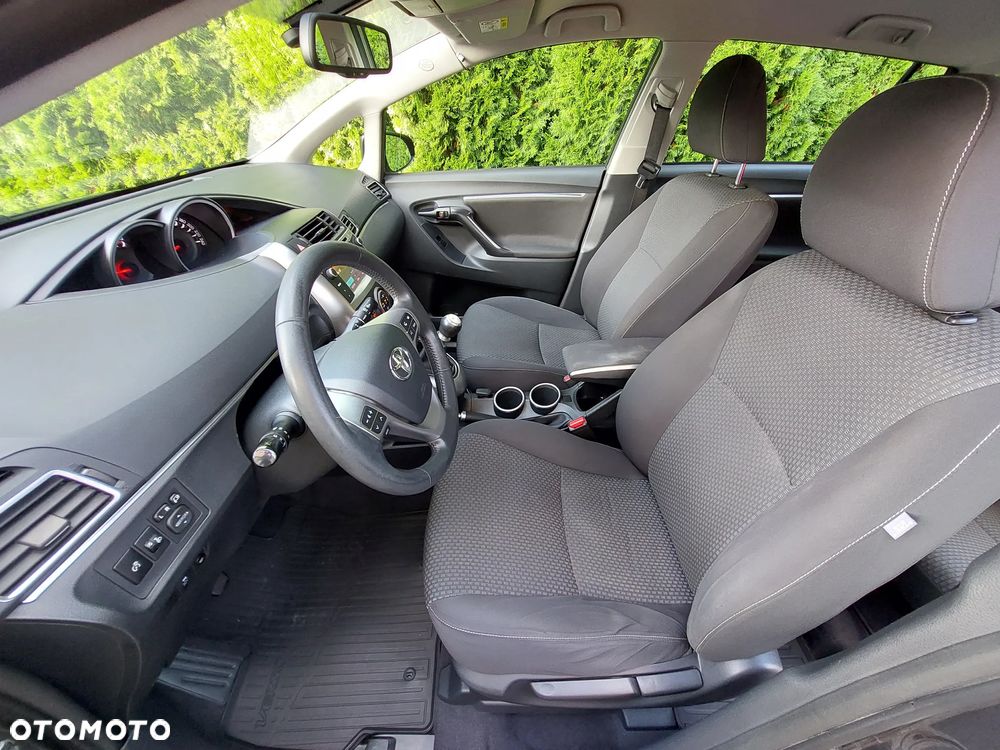 Toyota Verso - 8