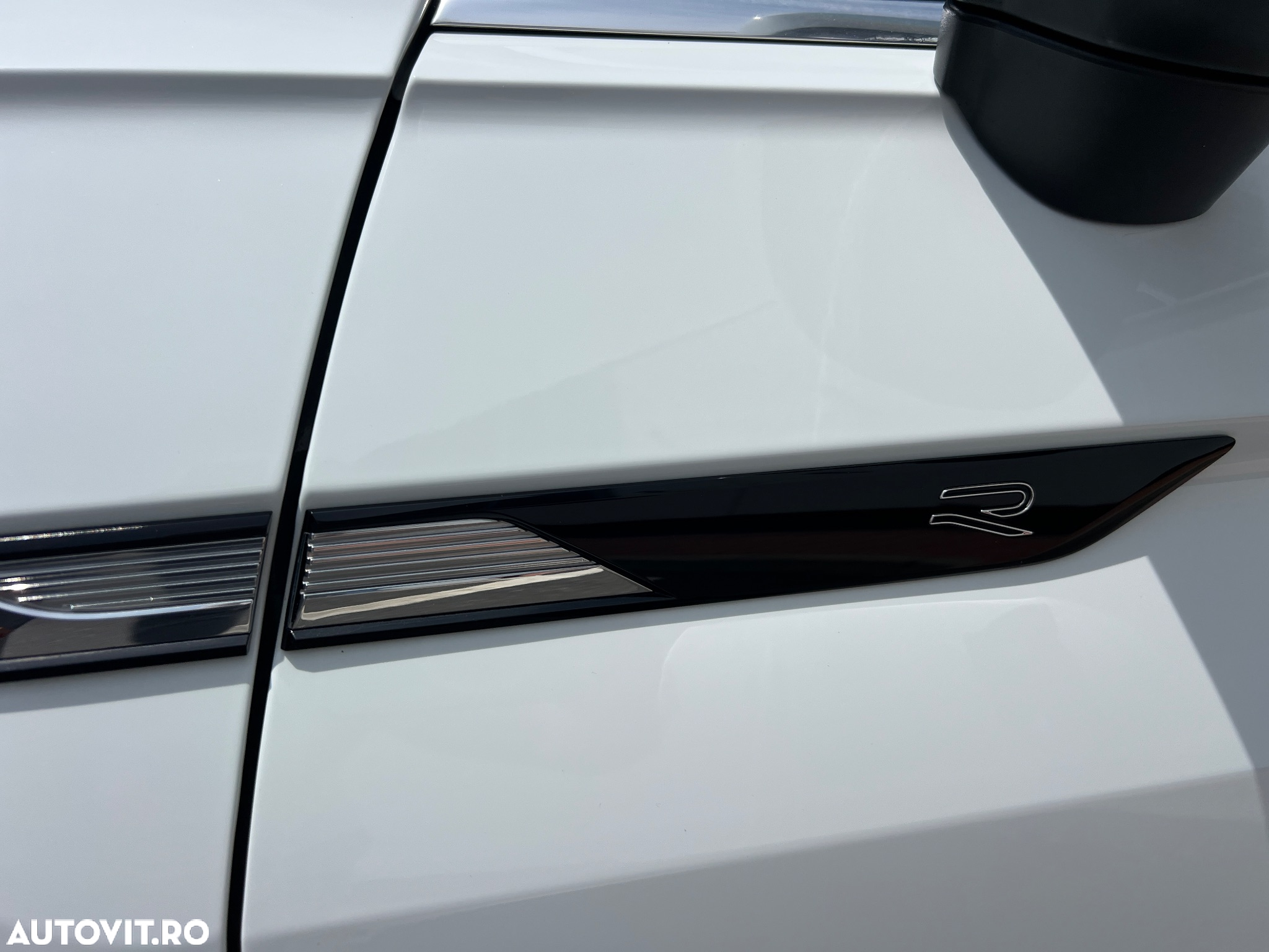 Volkswagen Tiguan Allspace 2.0 TDI SCR 4Motion DSG R-Line - 14
