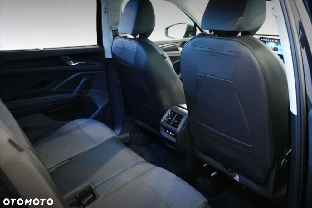 Volkswagen Tayron 1.5 eTSI mHEV Life Plus DSG - 24