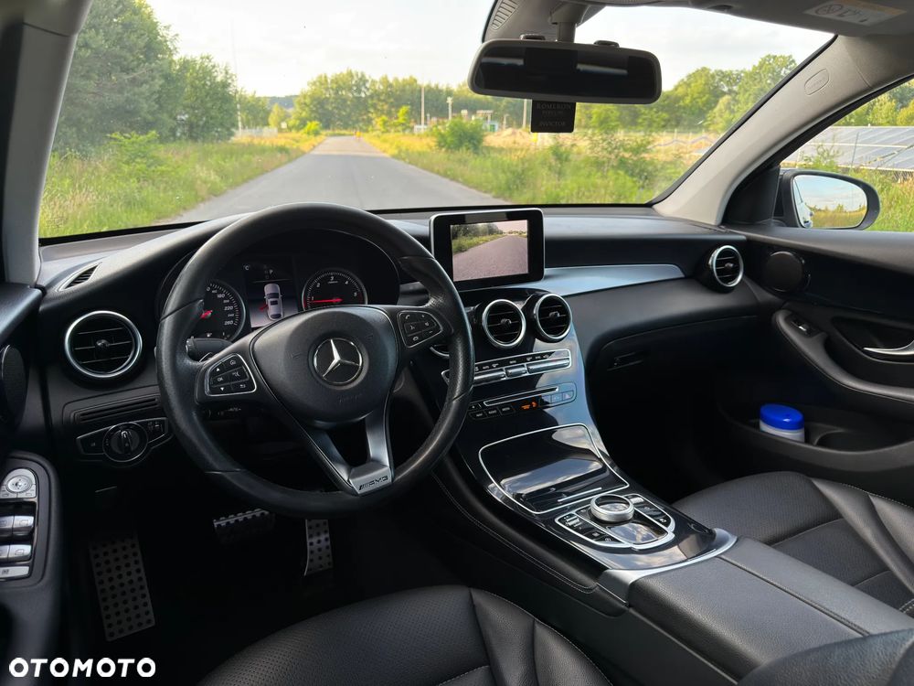 Mercedes-Benz GLC - 21