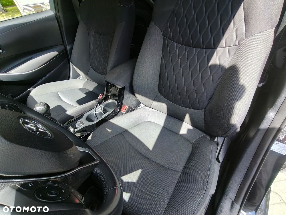 Toyota Corolla 1.5 Comfort - 17