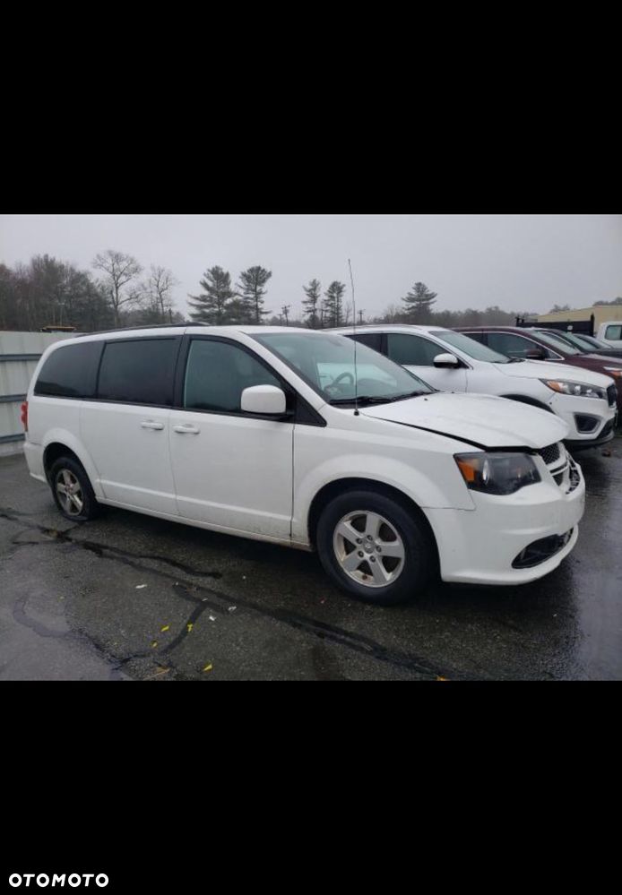 Dodge Grand Caravan 3.6 R/T - 36