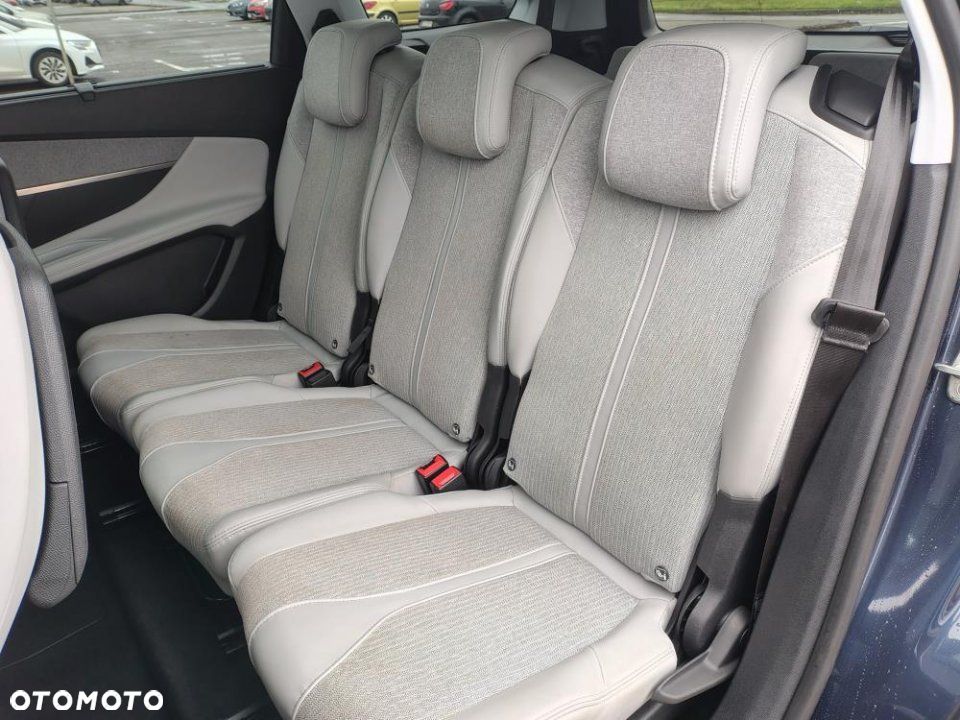 Peugeot 5008 - 16