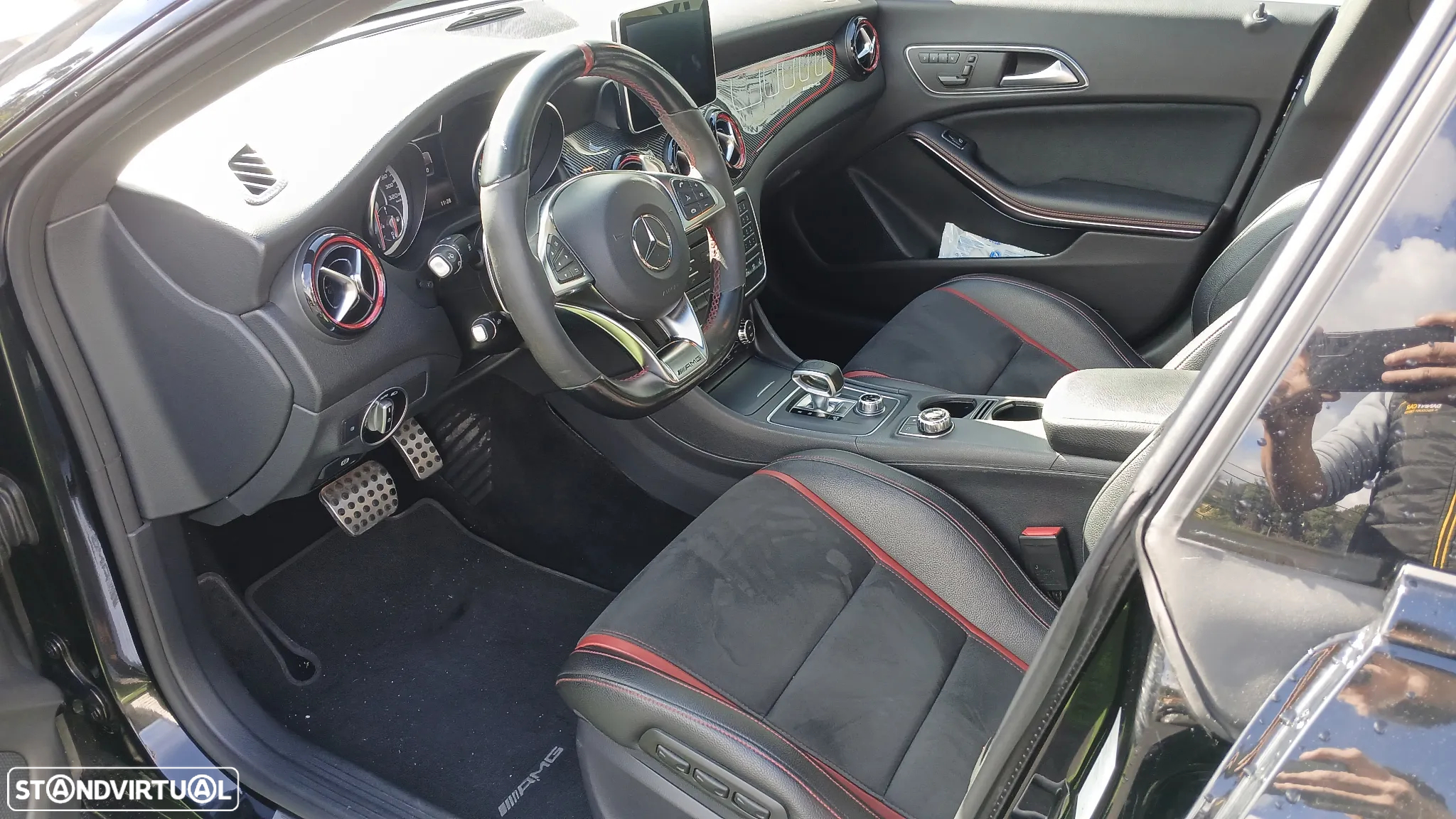 Mercedes-Benz CLA 45 AMG - 9