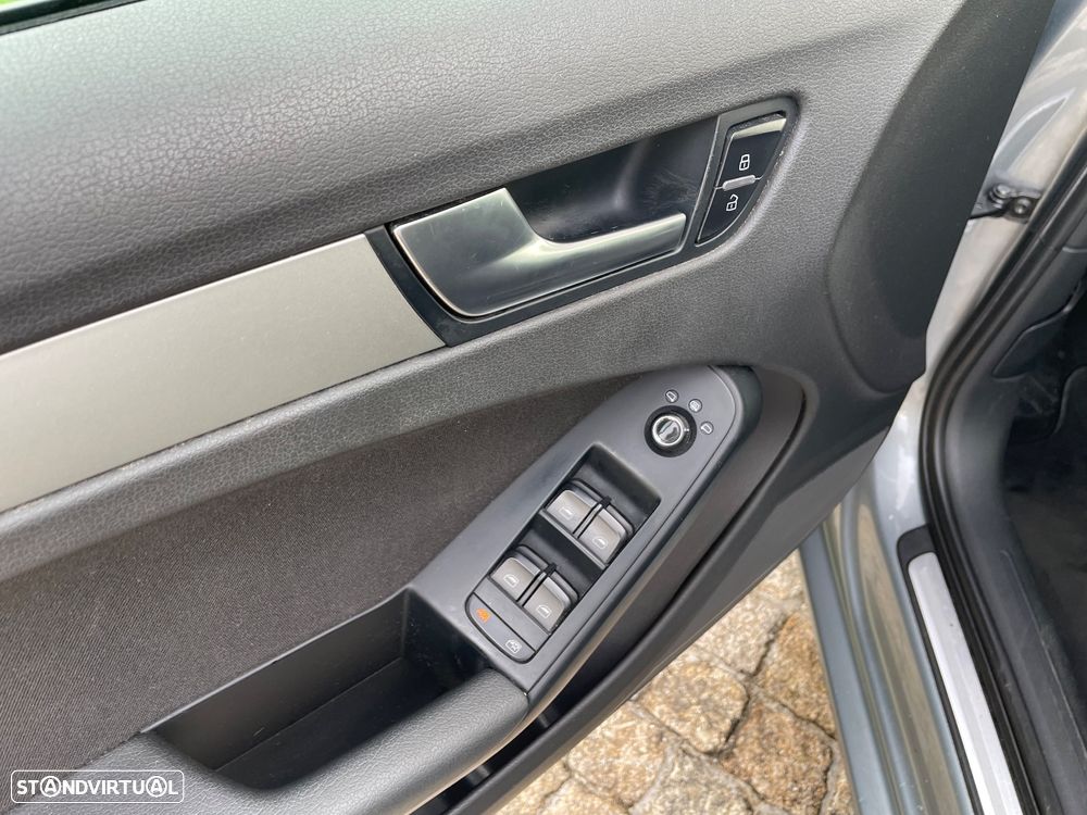 Audi A4 2.0 TDI DPF Ambition - 21