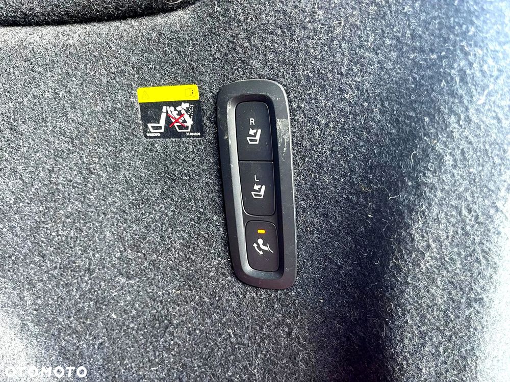 Volvo XC 40 T5 AWD Inscription - 27