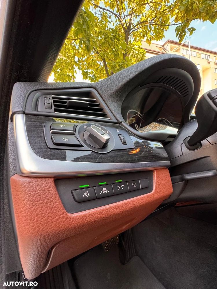 BMW Seria 5 520d xDrive AT - 20