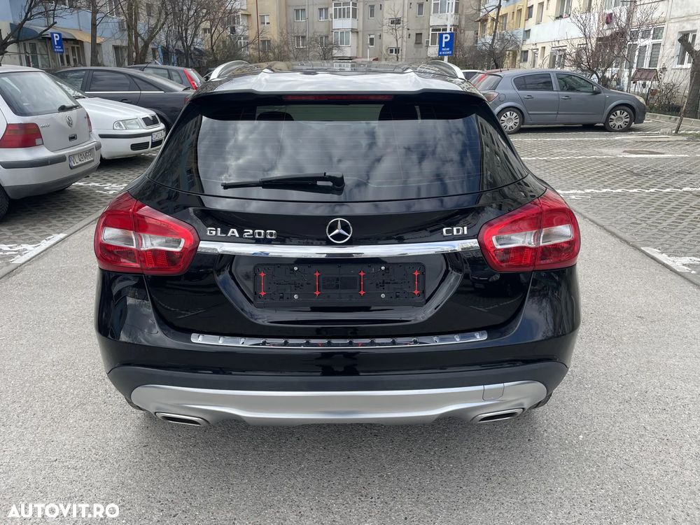 Mercedes-Benz GLA 200 d 7G-DCT Style - 10