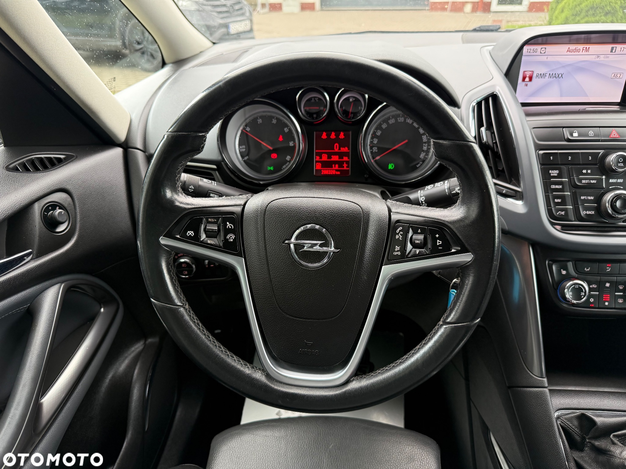 Opel Zafira - 20