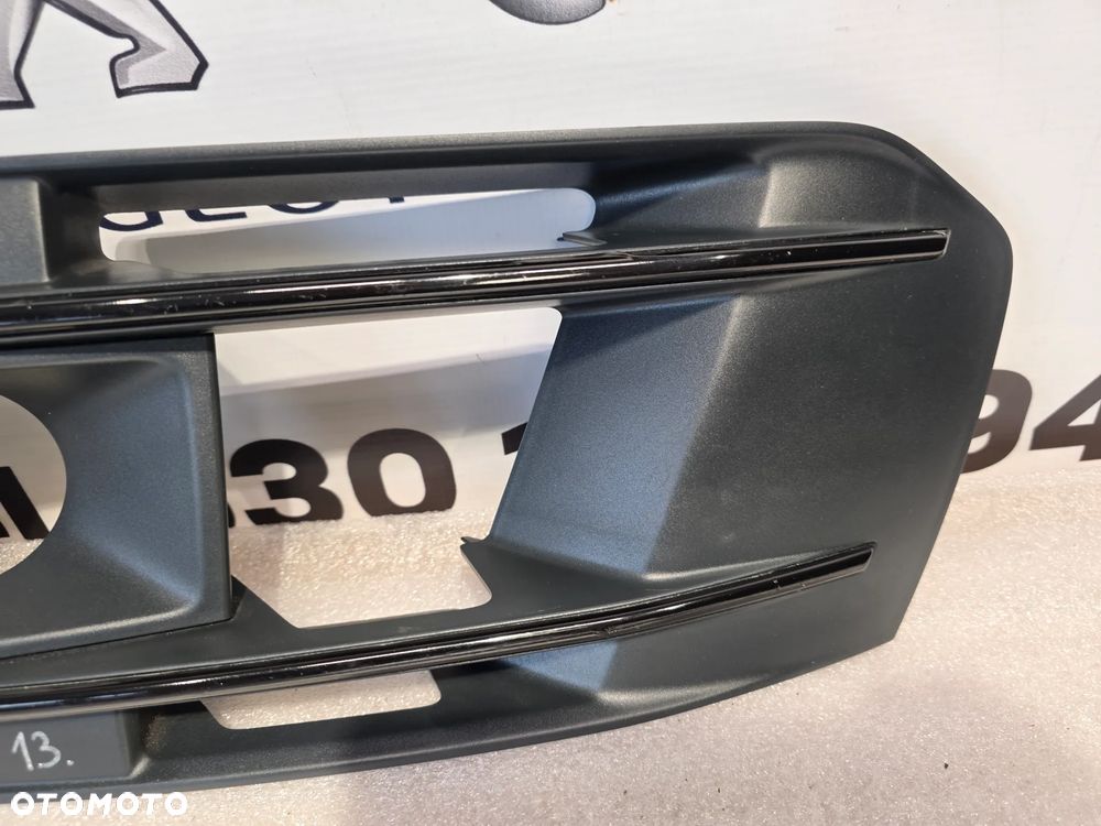 AUDI Q7 4M0 II 14- LEWA KRATKA BOCZNA ZDERZAKA PRZEDNIEGO PRZÓD NR 4M0807681S NR AUKCJI KB13 - 6