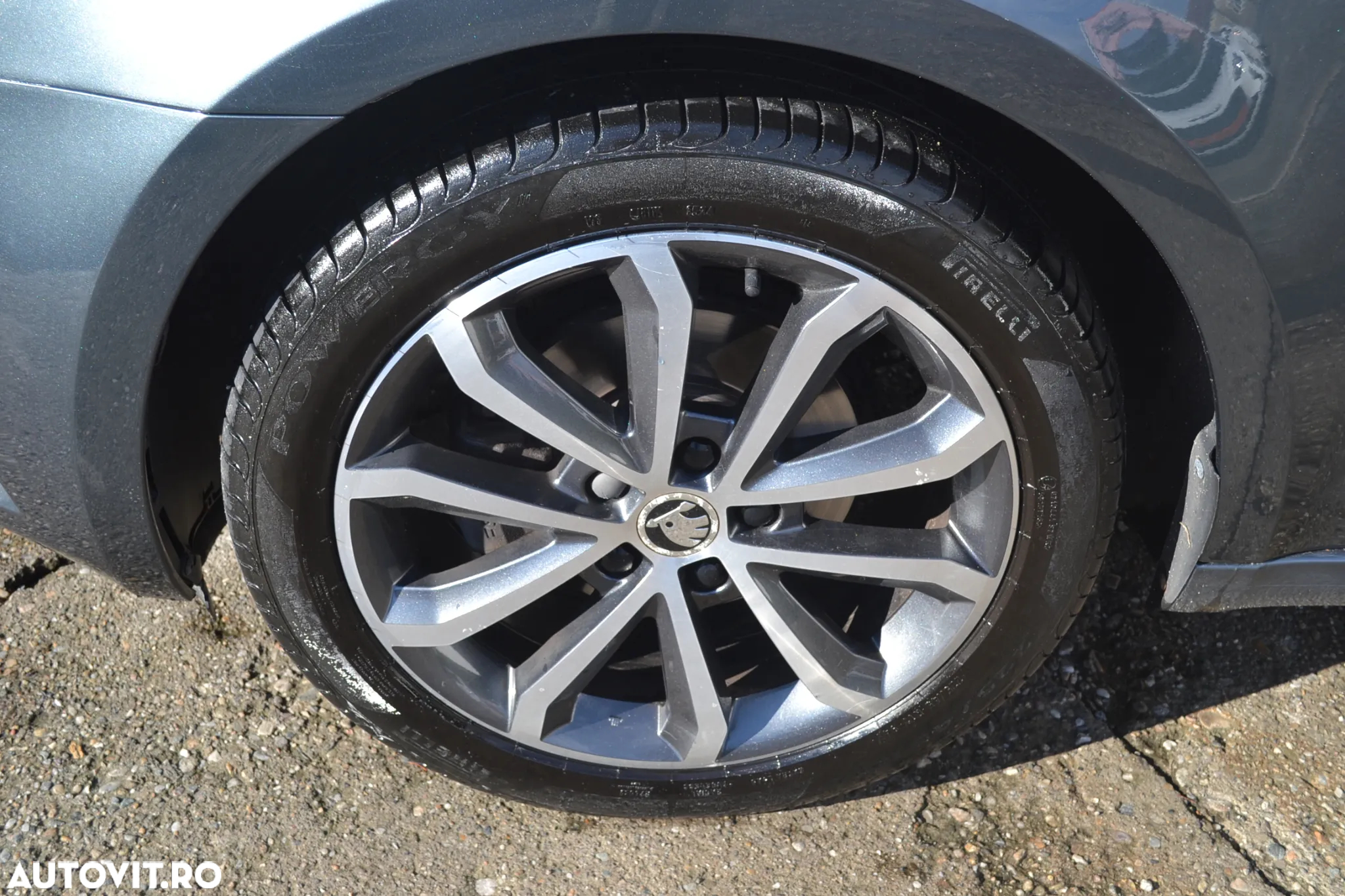 Skoda Octavia Combi Diesel 1.6 TDI DSG Style - 35