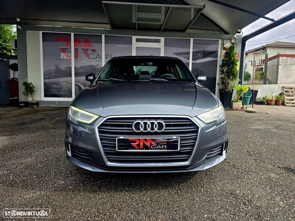 Audi A3 1.6 TDI S-line - 2