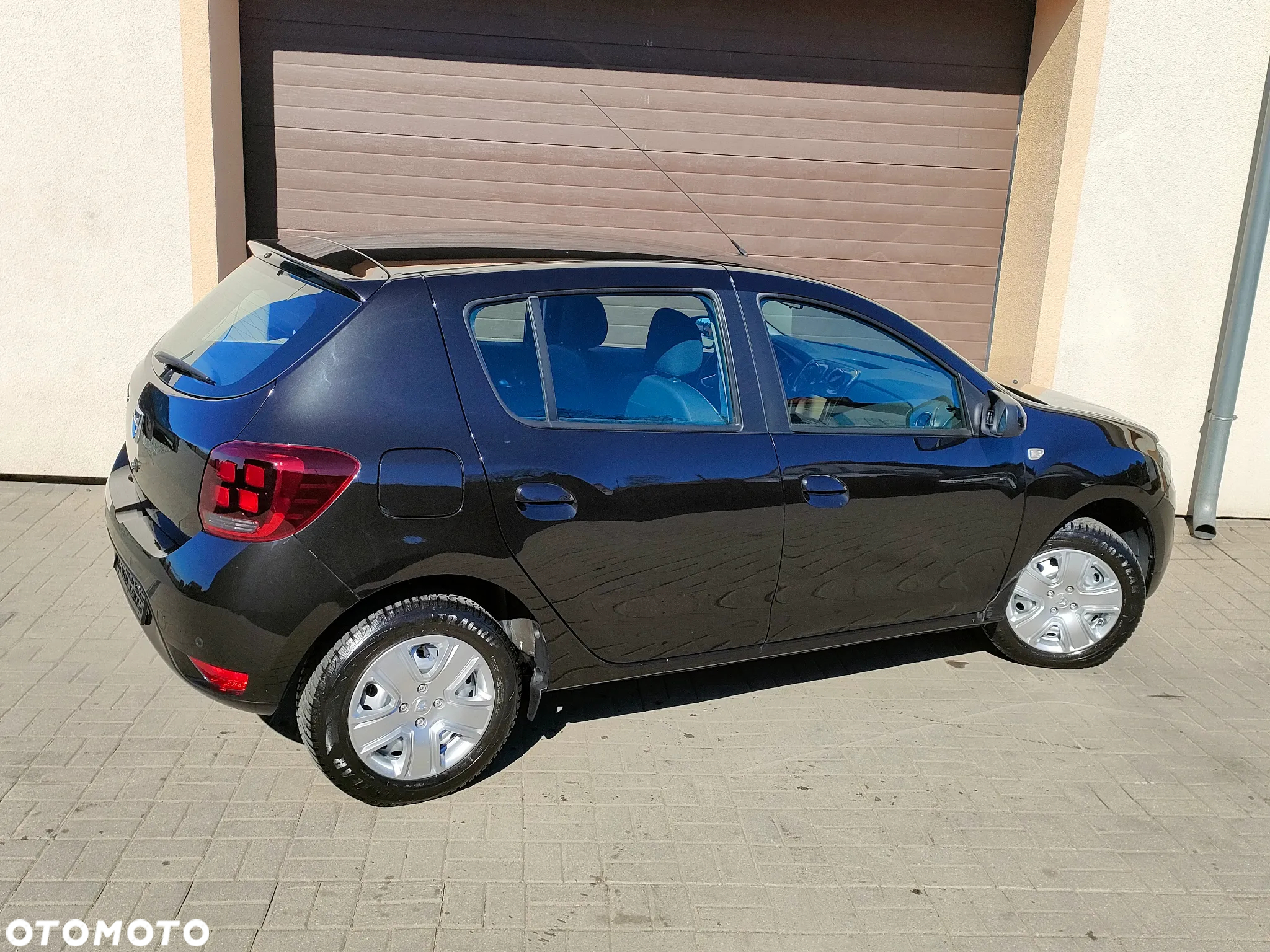 Dacia Sandero 1.2 16V 75 Laureate - 28