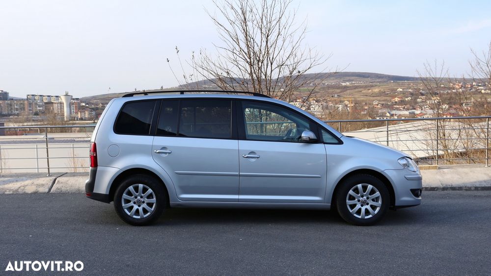 Volkswagen Touran 1.9 TDI DPF Highline - 7