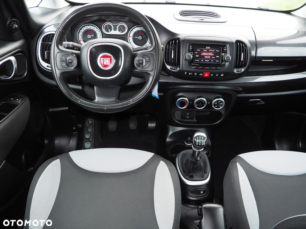 Fiat 500L 1.4 16V Urban Edition - 33
