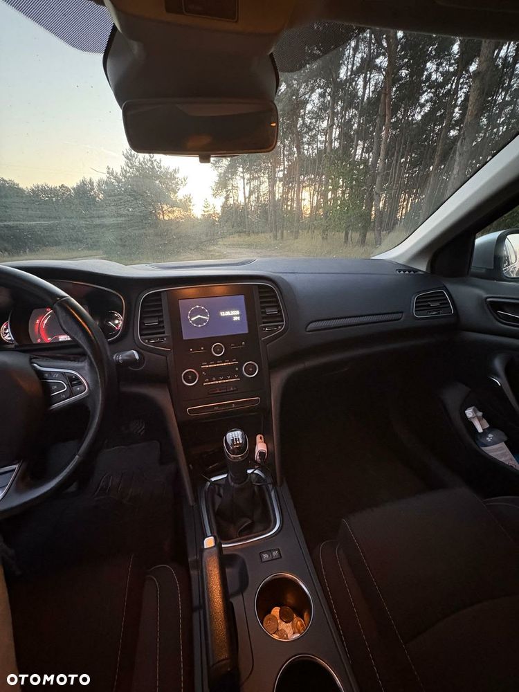 Renault Megane 1.5 dCi Business - 8