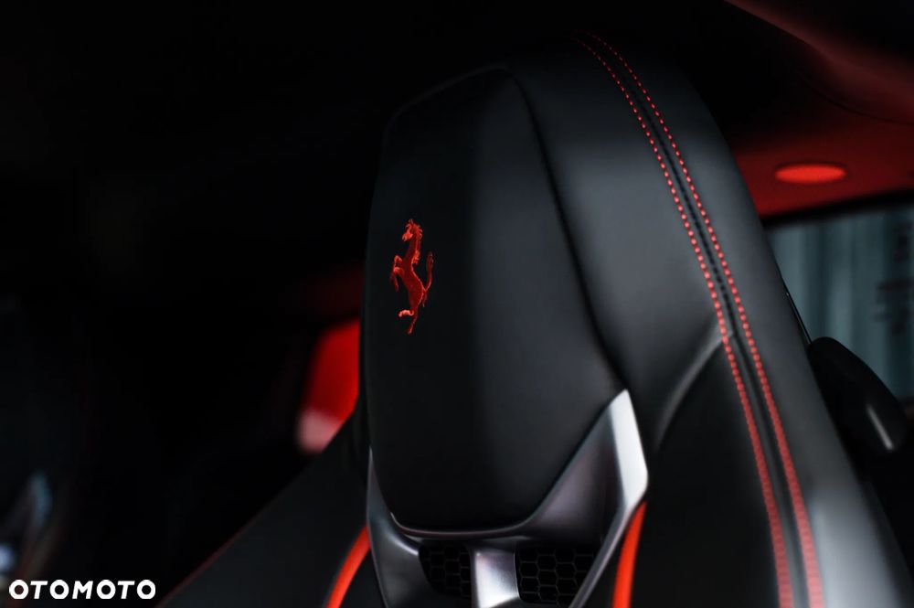 Ferrari 296 GTB - 32