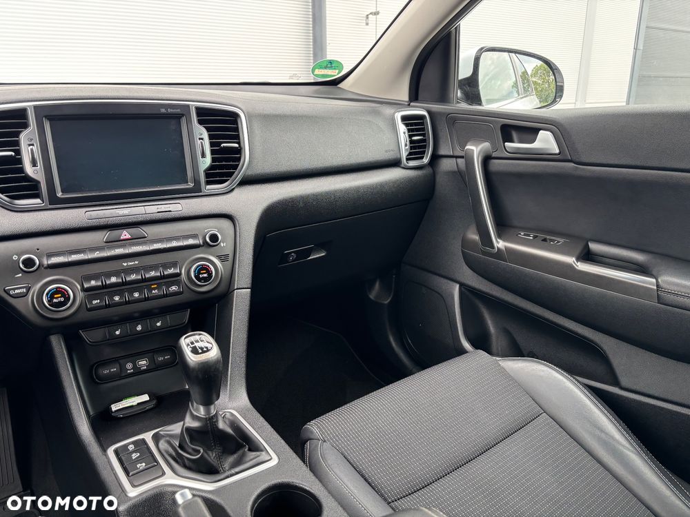 Kia Sportage 1.6 GDI 2WD ISG Spirit - 24