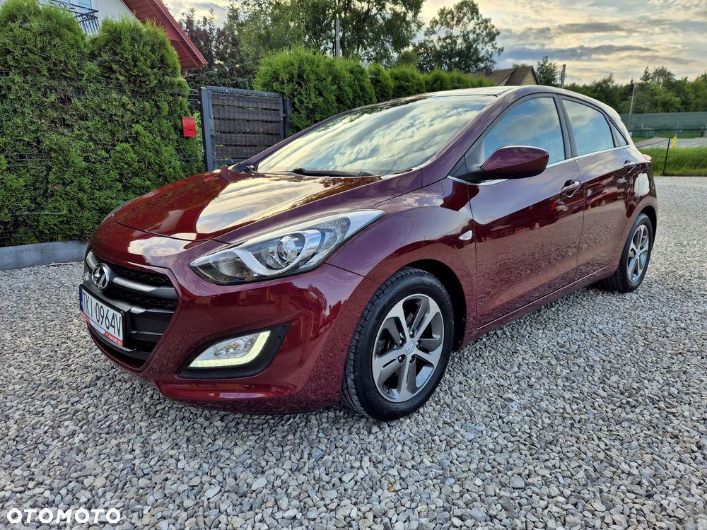 Hyundai i30 1.6 Fifa World Cup Edition - 1