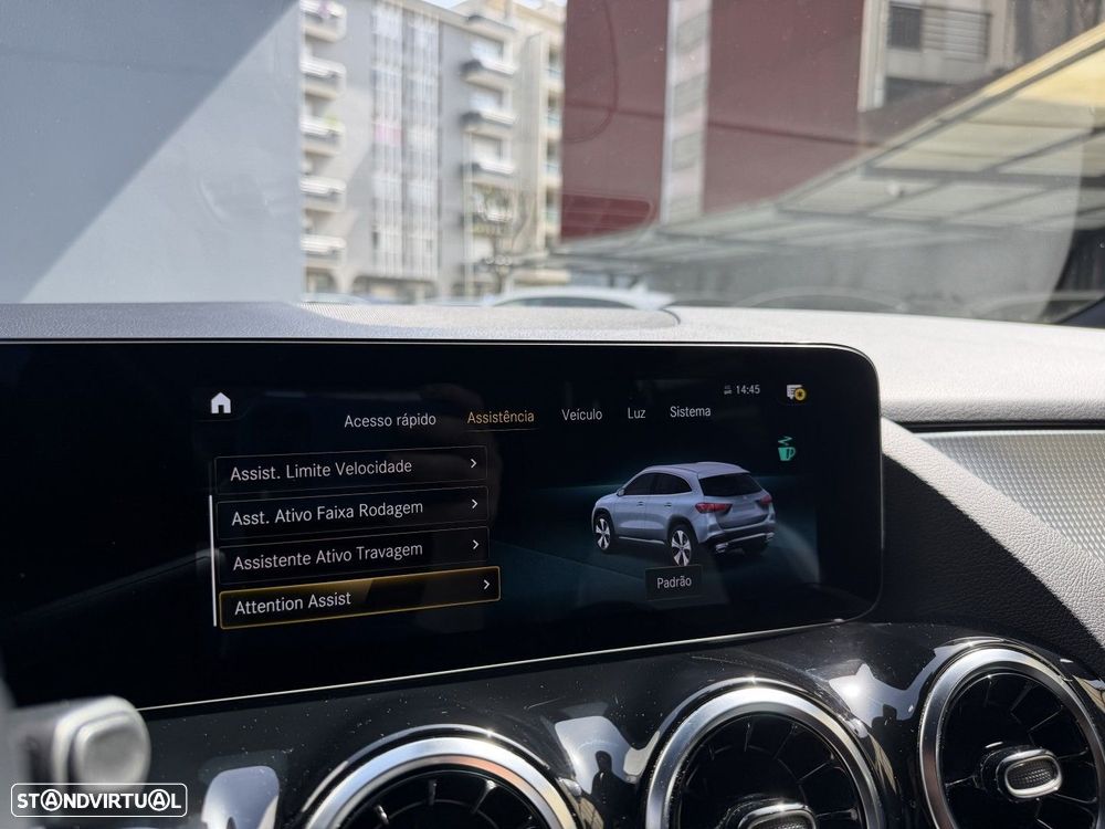 Mercedes-Benz GLA 250 e 8G-DCT Progressive - 54